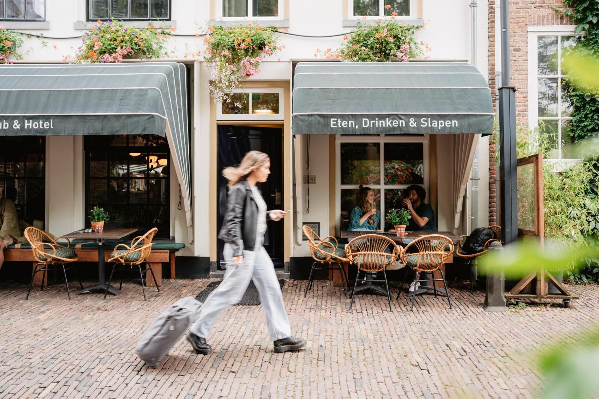 Long John'S Pub & Hotel Amersfoort Exterior photo